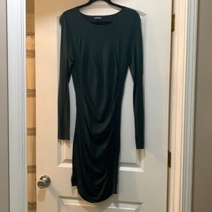 EXPRESS SZ Small. Beautiful emerald green sweater dress.